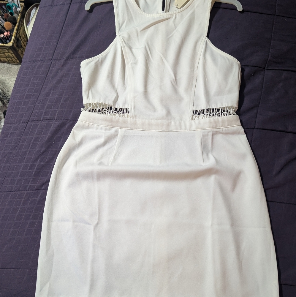 White fitted dress